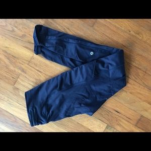 Speed up tight lululemon leggings